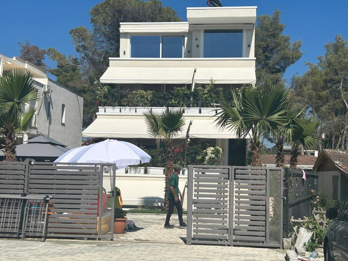 Villa Anna โกเลม ภายนอก รูปภาพ